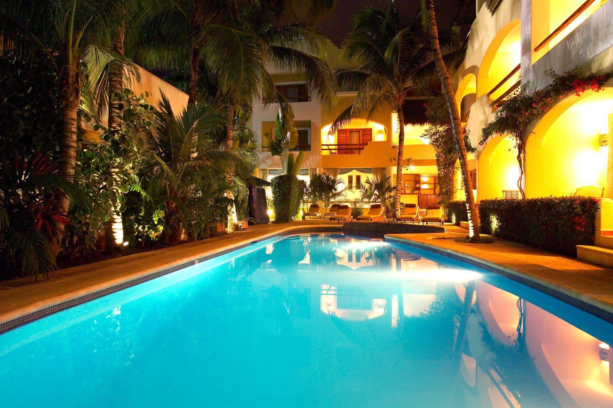 Hotel Riviera Caribe Maya Плая дел Кармен Екстериор снимка